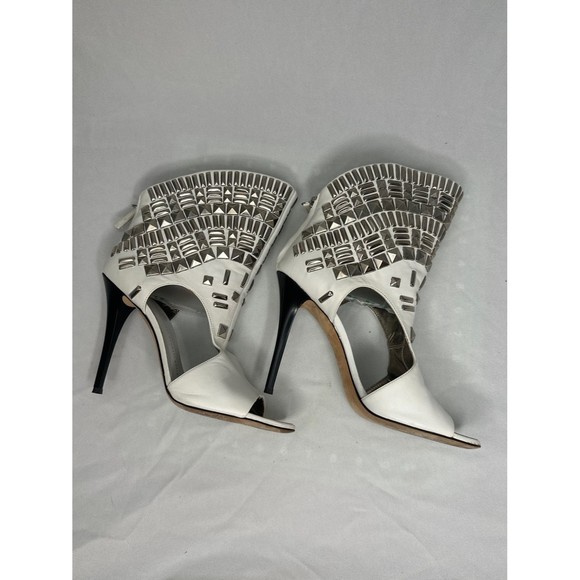 Giuseppe Zanotti Studded Cut out Booties - Picture 6 of 9